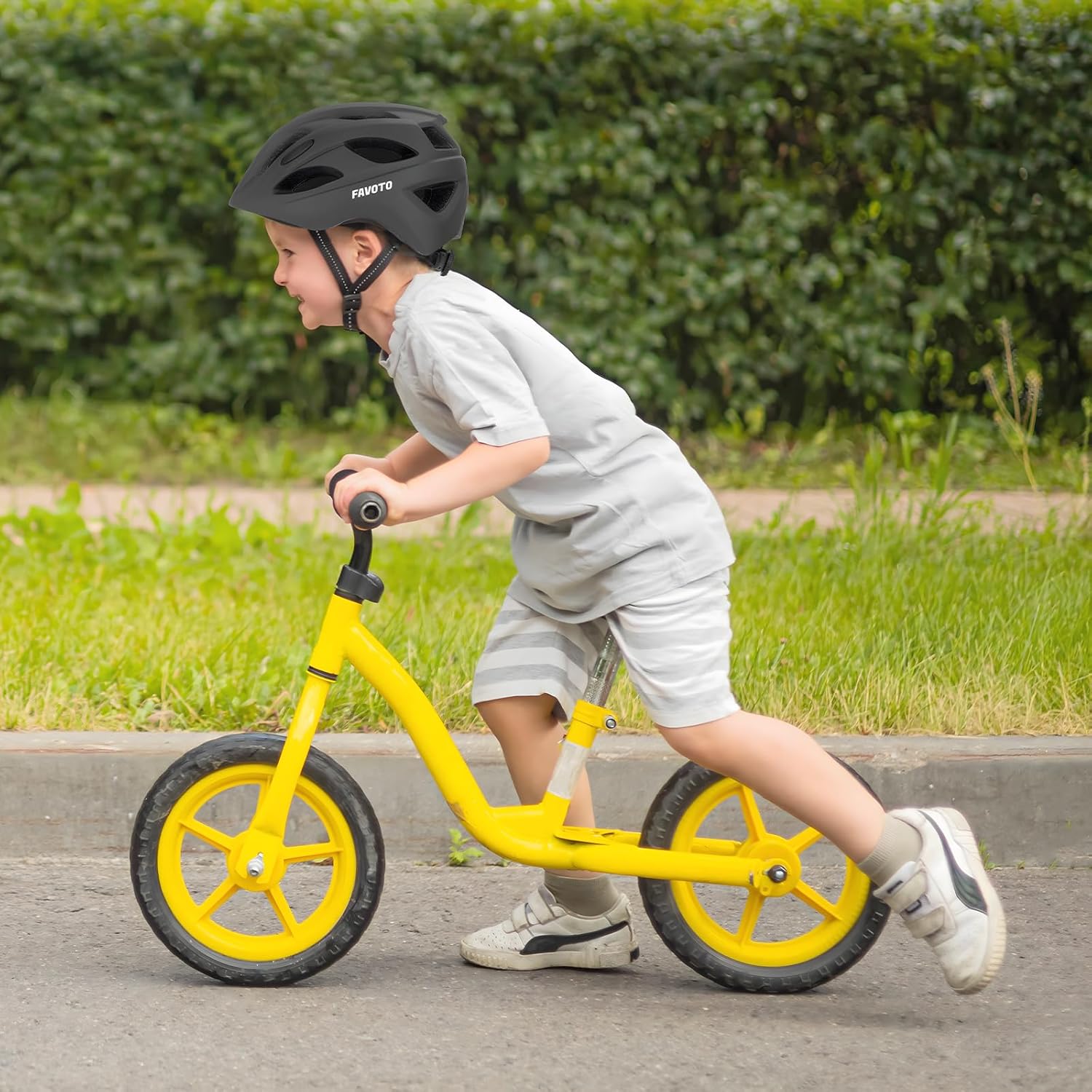 bike helmet for boy Favoto Kids Toddler Bike Helmet Children Cycling Helmet Breathable Black Adjustable Helmet For Boys And Girls Size Xs(